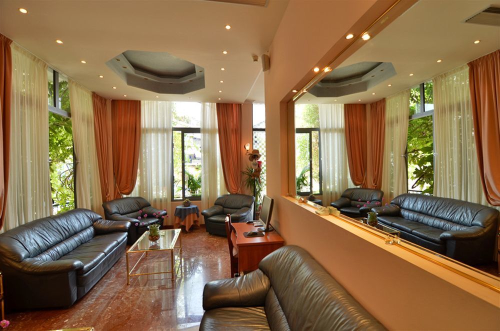Olympic Hotel بارغا المظهر الخارجي الصورة