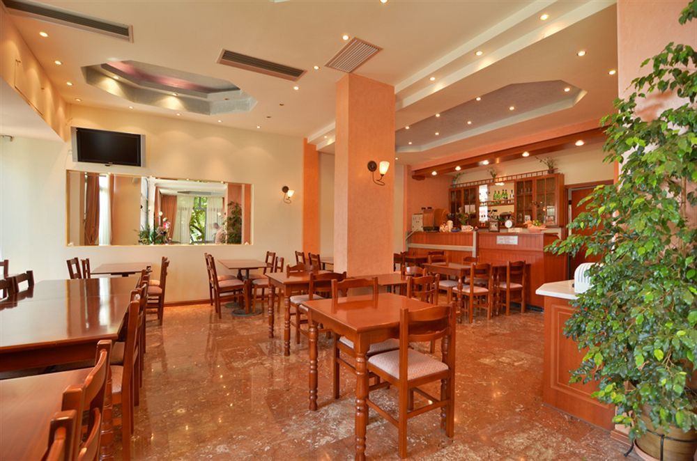Olympic Hotel بارغا المظهر الخارجي الصورة